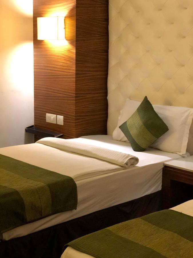 Hotel Ivory 32 New Delhi Exterior foto